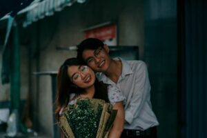 ホーム 【婚活パーティーで話しかける7つの方法】初心者でも成功するコツ完全ガイド