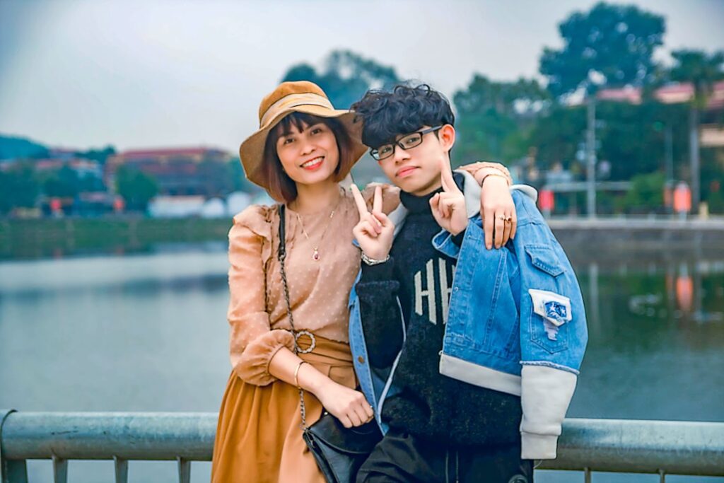 couple 9736
